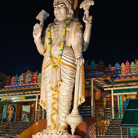 Rameshwar Dham Andhra Bhavan Naimisharanya 外观 照片