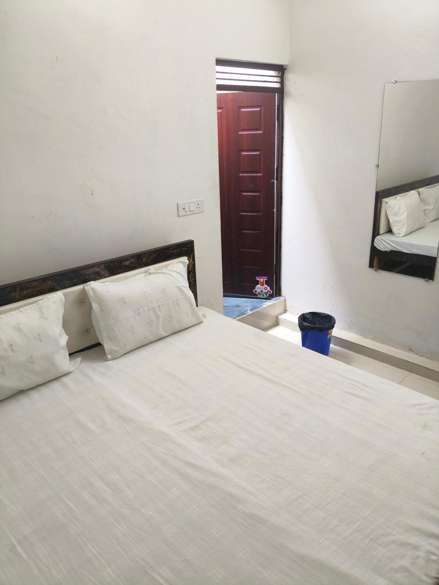 Rameshwar Dham Andhra Bhavan Naimisharanya 外观 照片