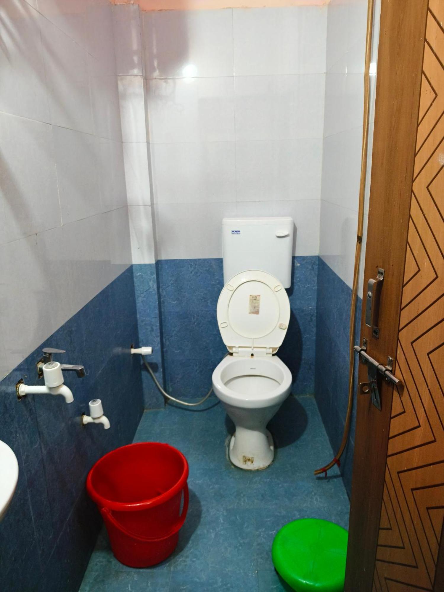 Rameshwar Dham Andhra Bhavan Naimisharanya 外观 照片